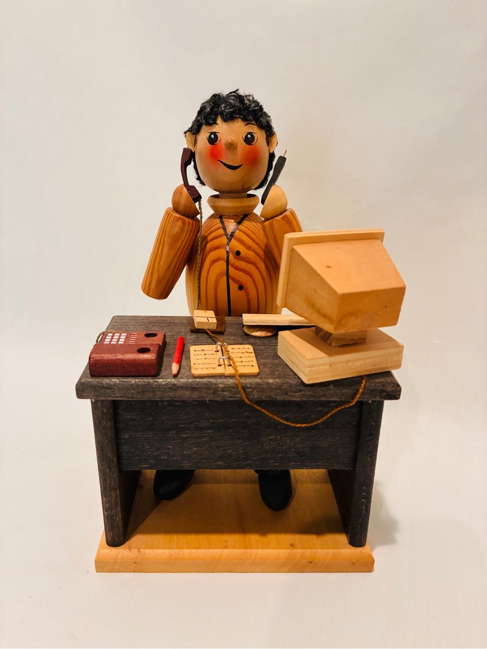 Erzgebirge Räuchermann Manager German Wood Figure Incense Burner